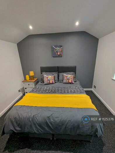 Studio To Rent In St George's, Slough, SL1