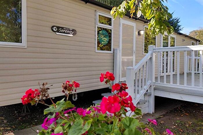 3 Bedroom Lodge For Sale In Swift Serenity, Tattershall Lakes Country Park, Sleaford Rd, Tattershall, Lincolnshire, LN4