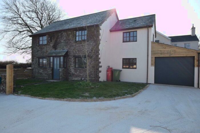 3 Bedroom House To Rent In Woolsery, Bideford, Devon, EX39