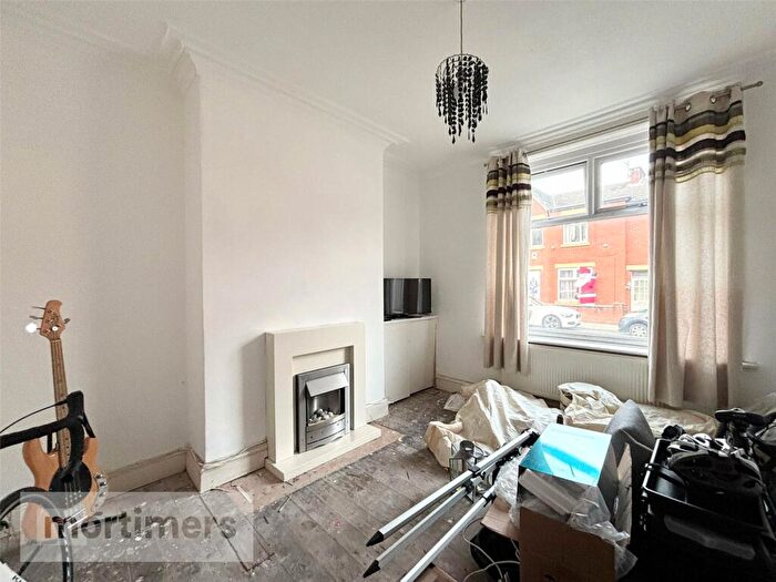 3 Bedroom Terraced House For Sale In Bonsall Street, Blackburn, Lancashire, BB2