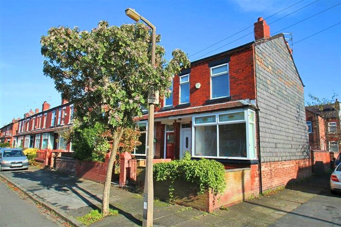 3 Bedroom End Of Terrace House To Rent In Lyme Grove, Romiley, Stockport, SK6