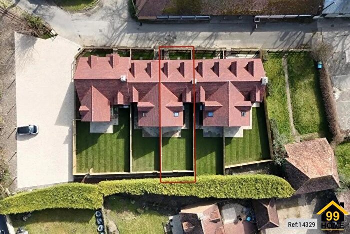 3 Bedroom Terraced House For Sale In Thame Road, Long Crendon, Buckinghamshire, HP18