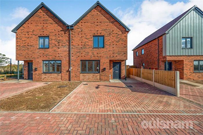 2 Bedroom Semi Detached House For Sale In Lowans Court, Redditch, Worcestershire, B97