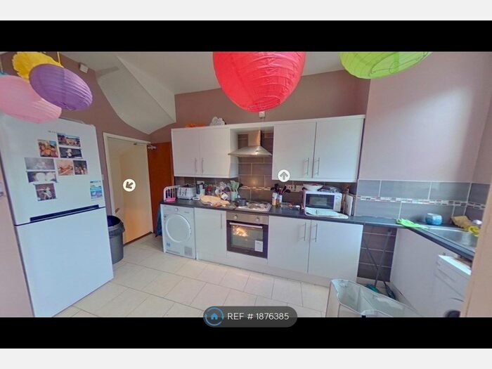 5 Bedroom Terraced House To Rent In Royal Park Avenue, Leeds, LS6