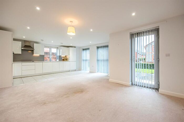 2 Bedroom Retirement Property For Sale In Barnaby Court, Wallingford, OX10