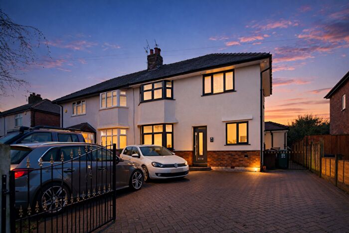 4 Bedroom Semi Detached House For Sale In Hayfield Road, Ormskirk, L39