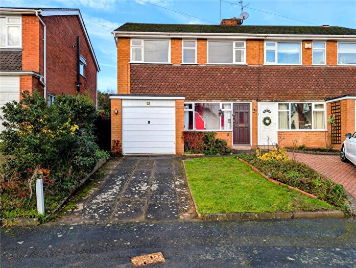 3 Bedroom Semi Detached House For Sale In Kennedy Close, Kidderminster, Worcestershire, DY10