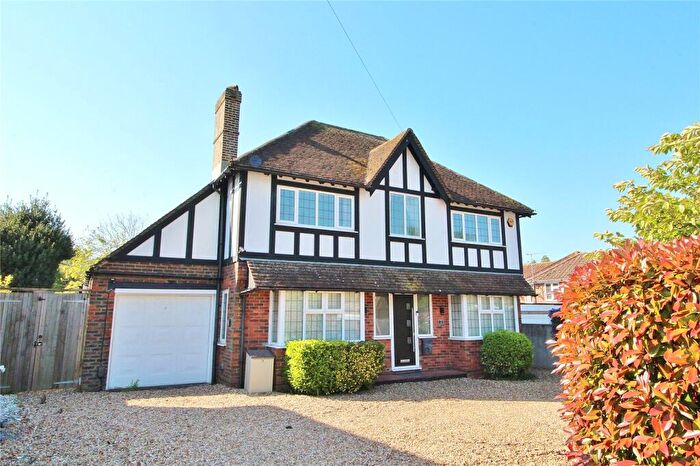 4 Bedroom Detached House For Sale In Cissbury Avenue, Findon Valley, Worthing, West Sussex, BN14