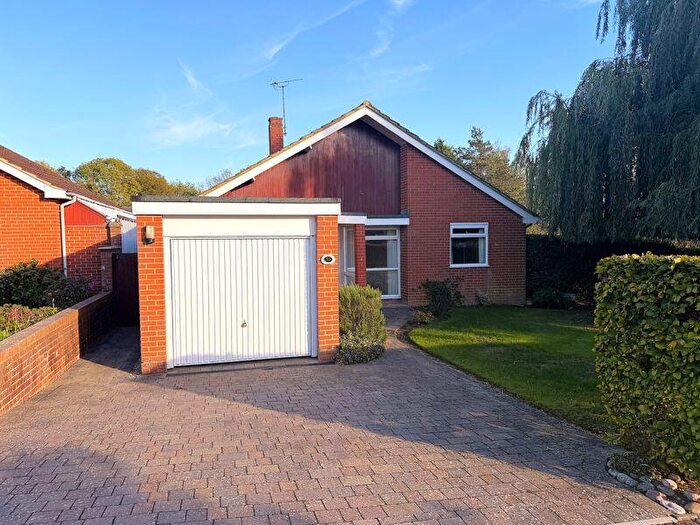 3 Bedroom Detached Bungalow For Sale In Summerlands, Cranleigh, GU6