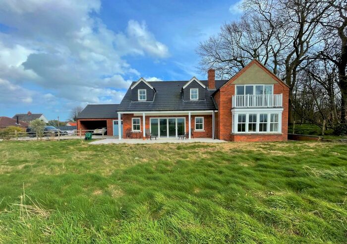 4 Bedroom Detached House To Rent In Town Road, Tetney, Grimsby, Lincolnshire, DN36