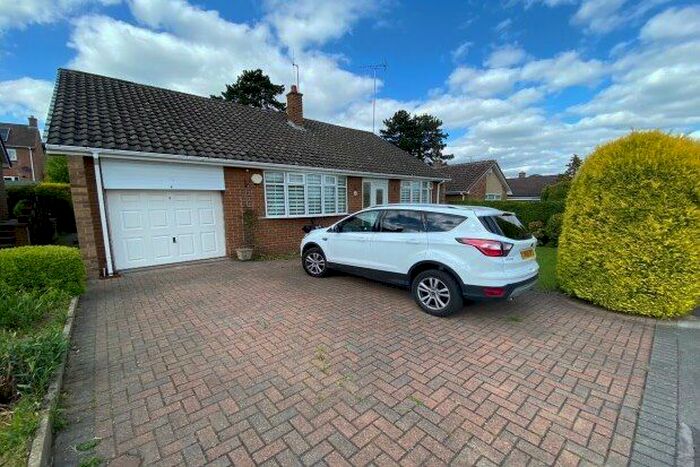 3 Bedroom Bungalow To Rent In Garden Crescent, Rotherham, S60