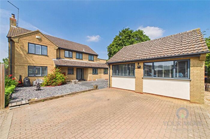 4 Bedroom Detached House For Sale In Meadow Close, Ringstead, Kettering, Northamptonshire, NN14
