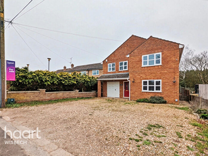 5 Bedroom Detached House For Sale In March Road, Friday Bridge, PE14