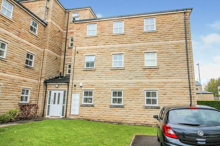 2 Bedroom Apartment To Rent In Broom Mills, Farsley, Leeds, LS28
