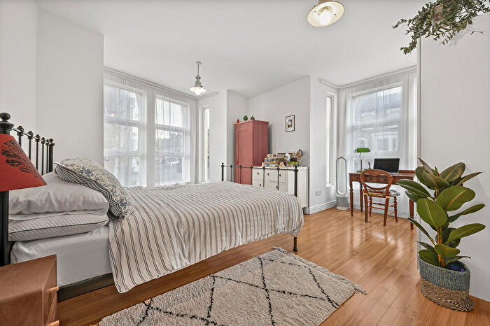 1 Bedroom Flat For Sale In Copleston Road, Peckham Rye, London, SE15