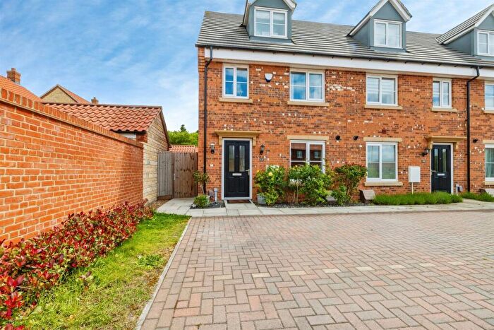 3 Bedroom End Of Terrace House For Sale In Kirk Road, Branston, Lincoln, LN4