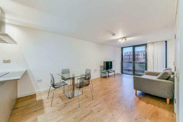 1 Bedroom Apartment To Rent In Stratosphere Tower, Great Eastern Road, Stratford, E15