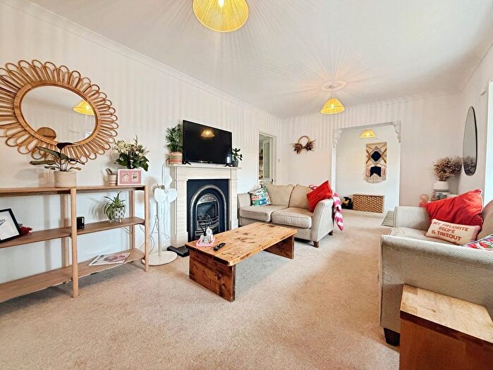 2 Bedroom Bungalow For Sale In Parklands, Penperlleni, Pontypool, NP4