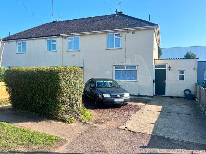 3 Bedroom Semi Detached House For Sale In Sandyleaze, Longlevens, Gloucester, GL2