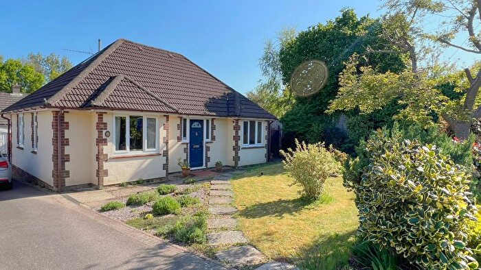 3 Bedroom Detached Bungalow For Sale In Tilmore Gardens, Petersfield, Hampshire, GU32