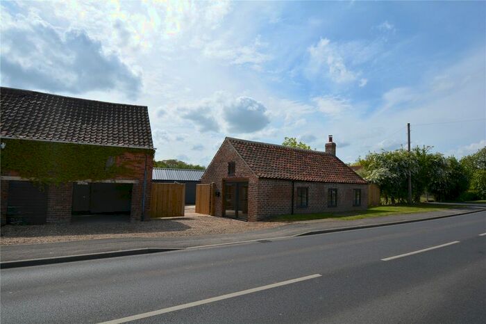 Property For Sale In Bridlington Road, Beeford, East Yorkshire, YO25