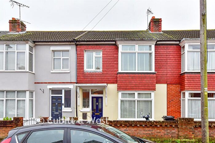 3 Bedroom Terraced House For Sale In Battenburg Avenue, Portsmouth, Hampshire, PO2