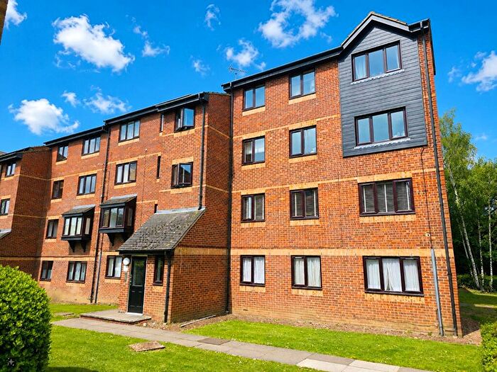 1 Bedroom Apartment To Rent In The Glen, Vange, Basildon, Essex, SS16