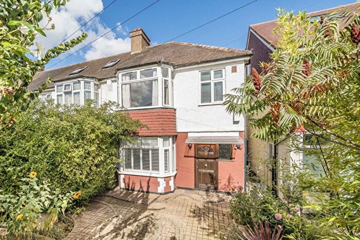 3 Bedroom Property For Sale In Stanford Road, London, SW16