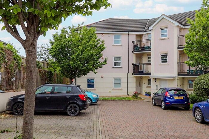 2 Bedroom Apartment For Sale In Union Close, Bideford, Devon, EX39