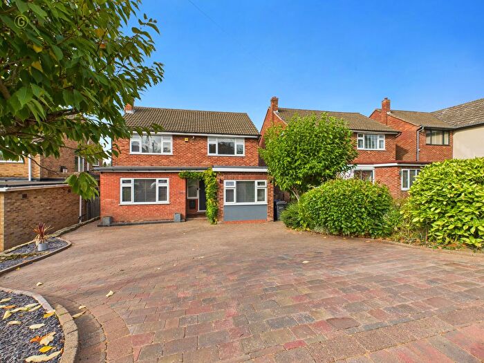 3 Bedroom Detached House For Sale In Honeyborne Road, Sutton Coldfield, B75
