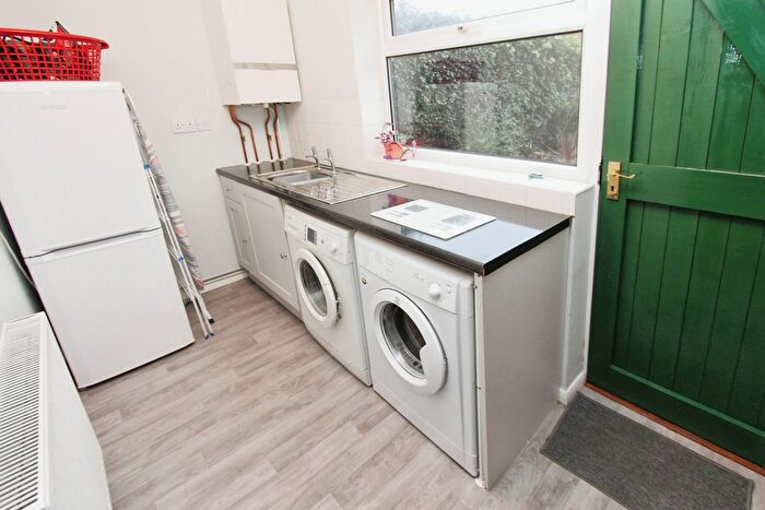 4 Bedroom Detached House For Sale In Gwenbrook Avenue, Beeston, Beeston, NG9