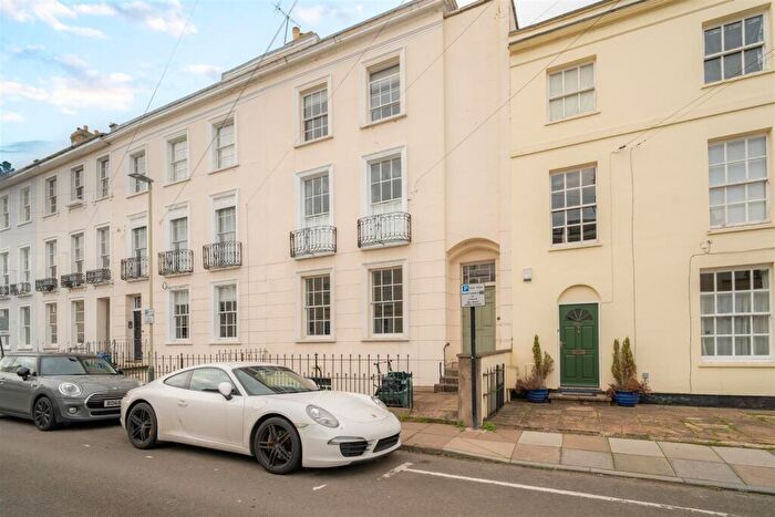 1 Bedroom Apartment To Rent In Montpellier Villas, Cheltenham, GL50