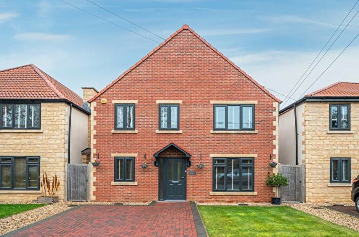 4 Bedroom Detached House For Sale In North Road, Yate, Bristol, BS37