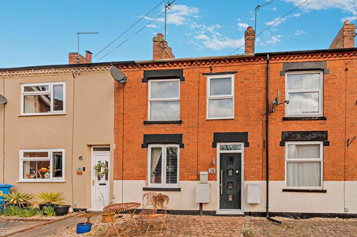 2 Bedroom Terraced House For Sale In Mansefield Close, Desborough, Kettering, NN14