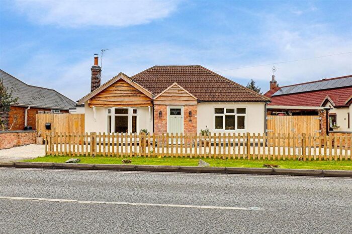 3 Bedroom Detached House For Sale In Spring Lane, Lambley, NG4