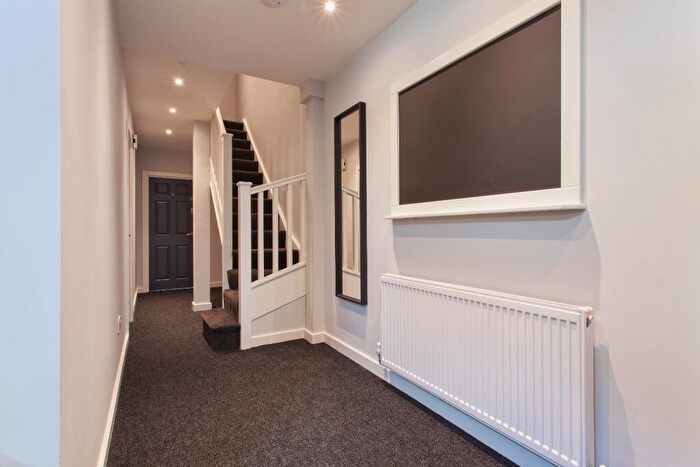 1 Bedroom End Of Terrace House To Rent In High Street North, Dunstable, LU6