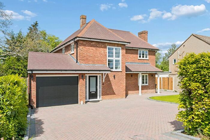 5 Bedroom Detached House For Sale In Whitethorn Lane, Letchworth Garden City, SG6