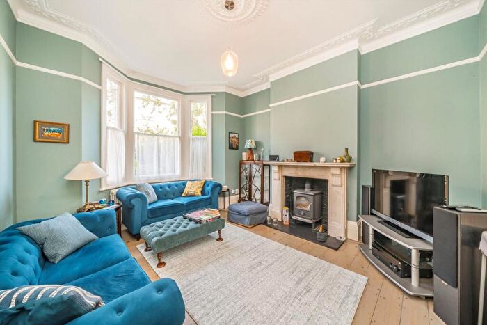 5 Bedroom Terraced House For Sale In Mercers Road, Tufnell Park, N19