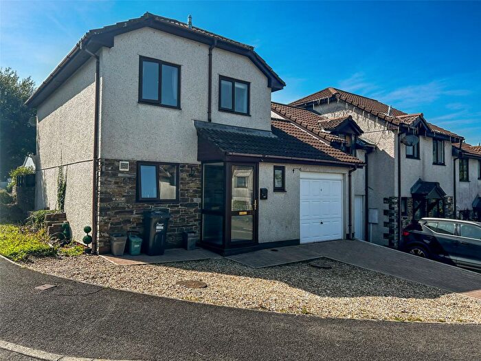 3 Bedroom Link Detached House For Sale In Springfield Way, Roche, St. Austell, Cornwall, PL26