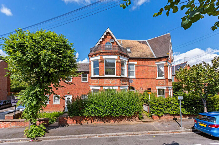 1 Bedroom Apartment To Rent In Brunswick Road, Kingston Upon Thames, Surrey, KT2