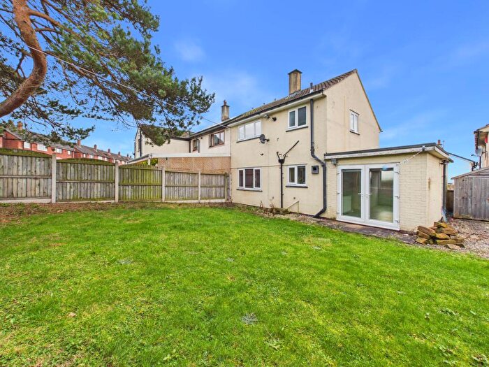 2 Bedroom Terraced House For Sale In Pennine Way, Carlisle, CA1