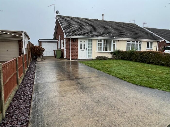 2 Bedroom Semi-Detached Bungalow To Rent In Crew Road, Collingham, Nottinghamshire., NG23