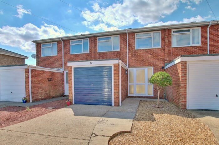 3 Bedroom Terraced House To Rent In Leechcroft, Fenstanton, PE28