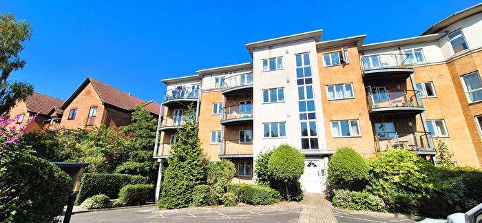 2 Bedroom Apartment To Rent In Hill Lane, Southampton, SO15