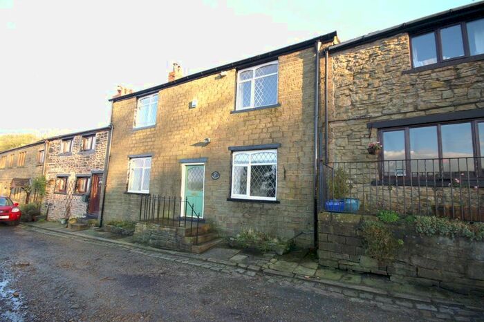 3 Bedroom Cottage To Rent In Top O Th Wallsuches, Horwich, Bolton, BL6