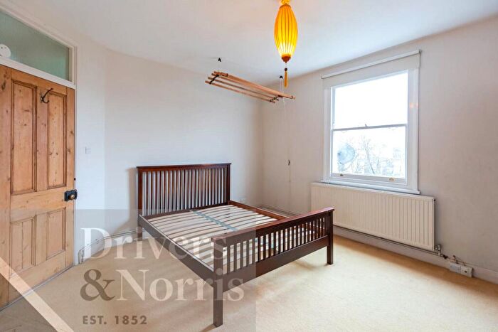 1 Bedroom Apartment To Rent In Penn Road, Holloway, London, N7