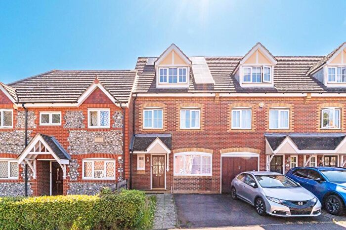 5 Bedroom Terraced House To Rent In Sandpiper Road, West Sutton, Sutton, SM1