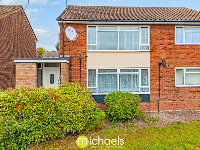 2 Bedroom Maisonette For Sale In Geranium Walk, Colchester, Colchester, CO4