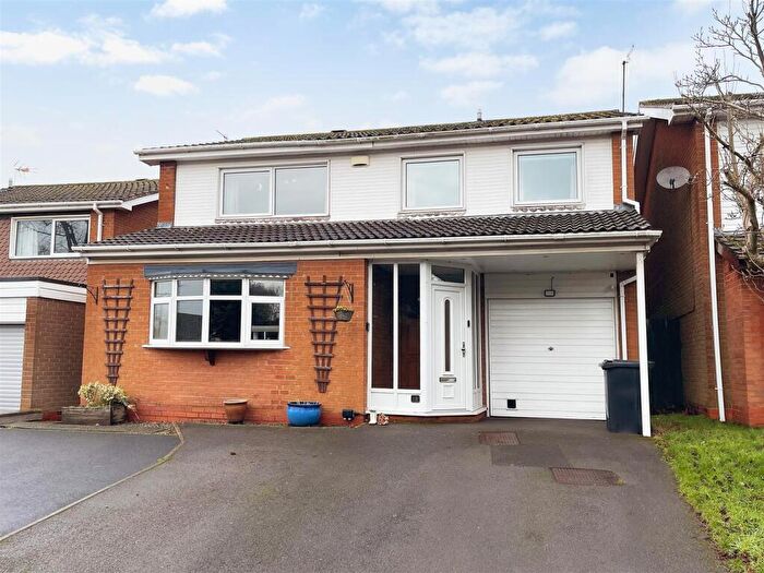 4 Bedroom Detached House For Sale In Sandbourne Drive, Bewdley, DY12