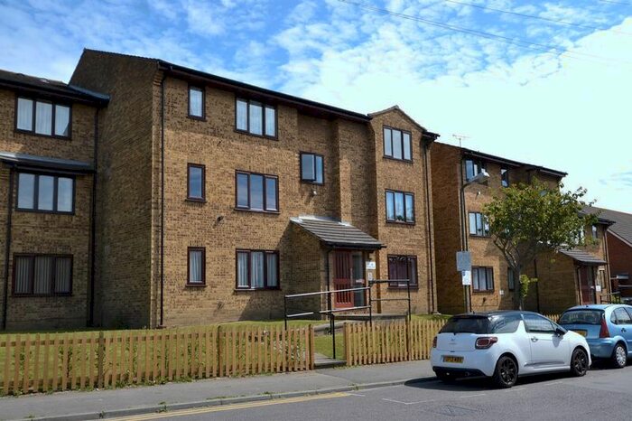 Studio To Rent In Western Road, Deal, CT14